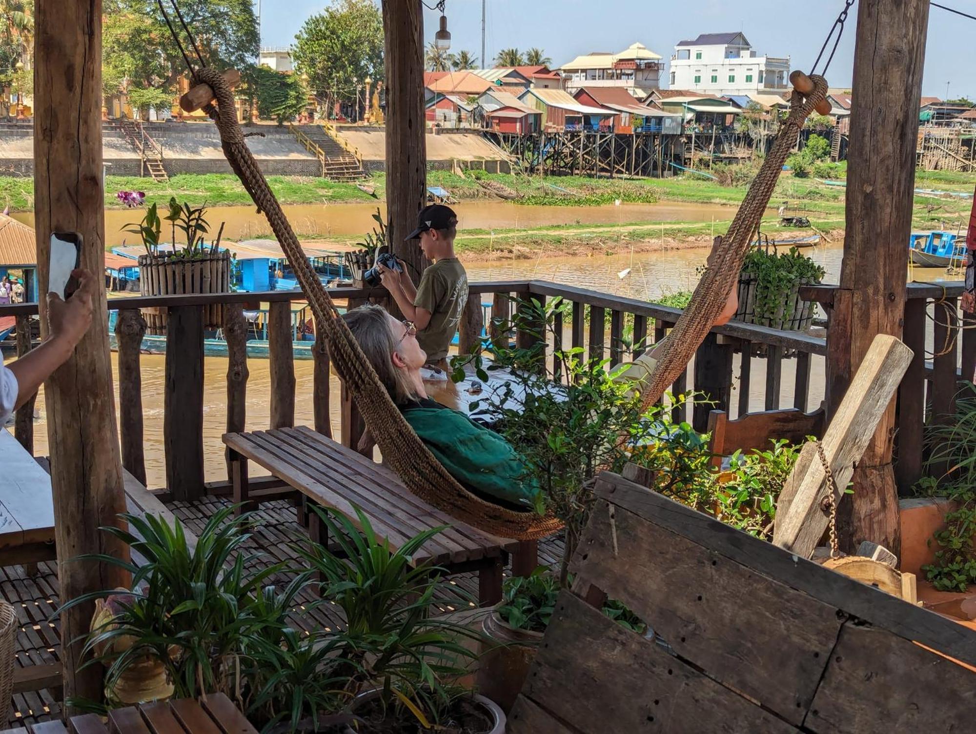 St 63 Home Stay & Tour Kampong Khleang Exterior foto