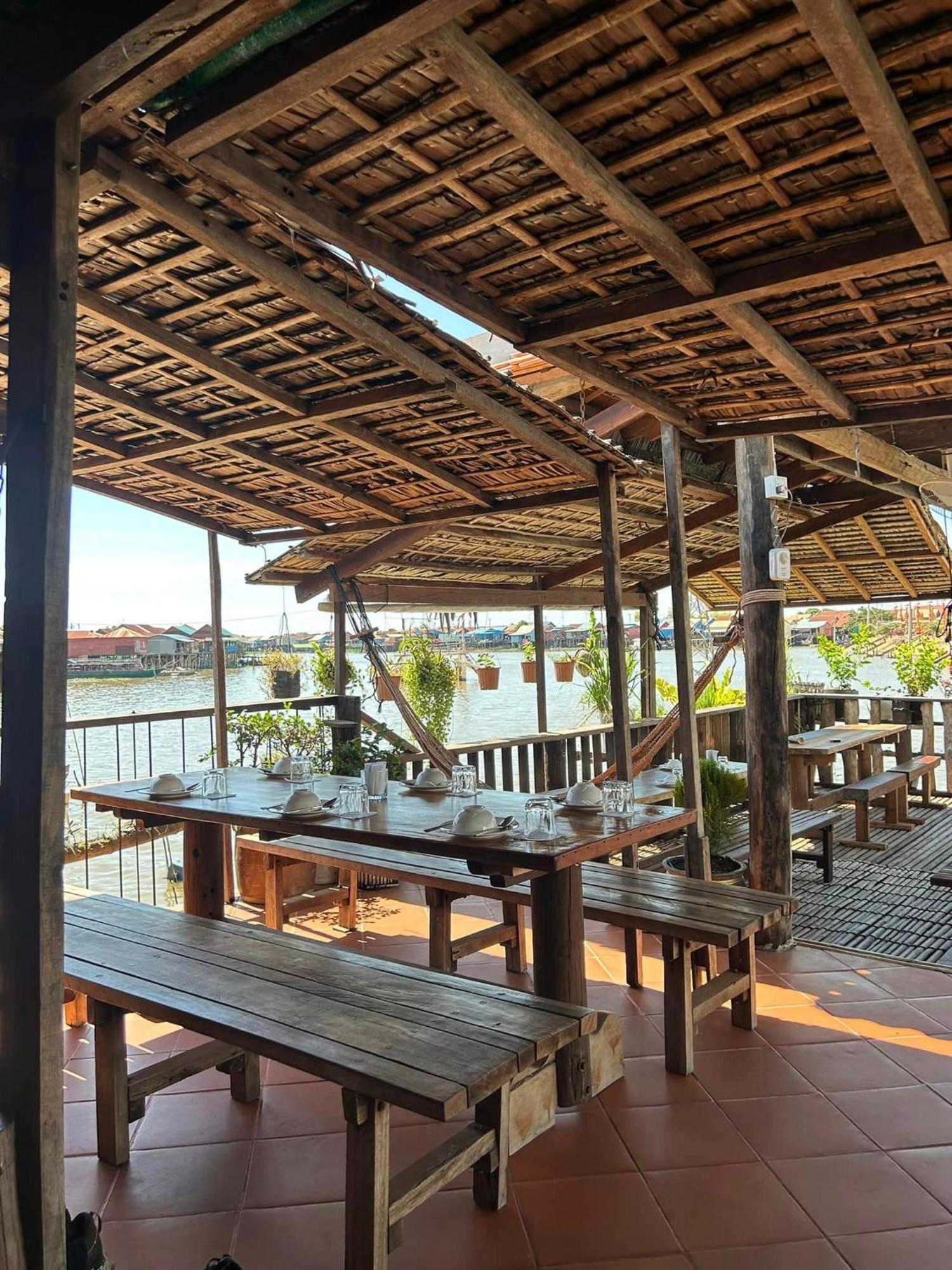 St 63 Home Stay & Tour Kampong Khleang Exterior foto
